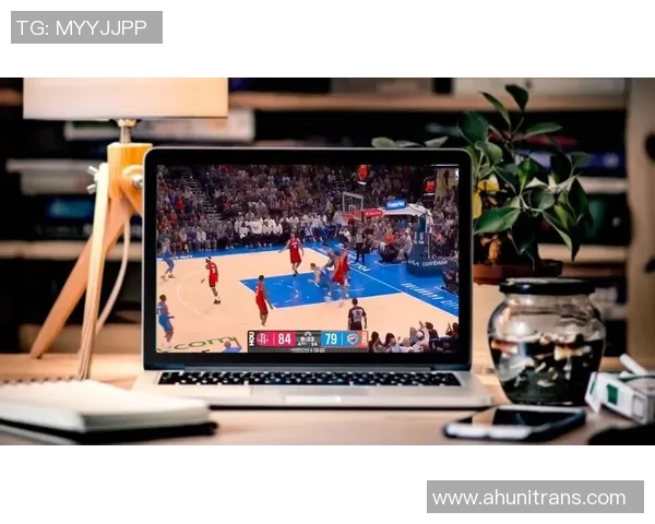 雷霆与火箭激战集锦原声回顾篮球激情瞬间 雷霆与火箭激战集锦原声回顾篮球激情瞬间