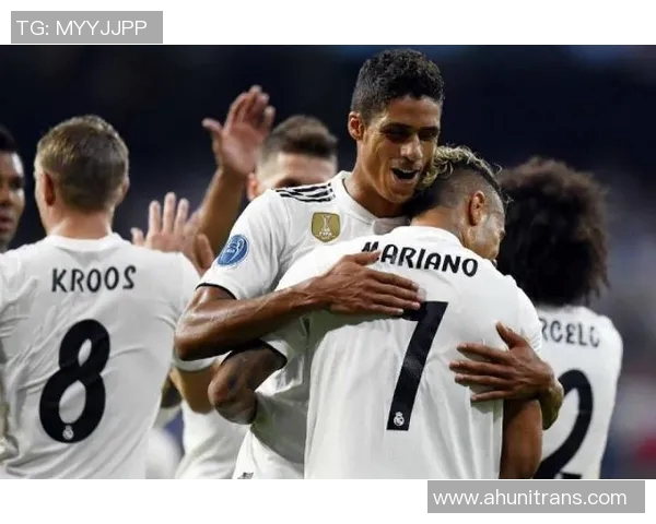 皇马前锋马里亚诺的职业生涯回顾与未来发展展望 皇马前锋马里亚诺的职业生涯回顾与未来发展展望