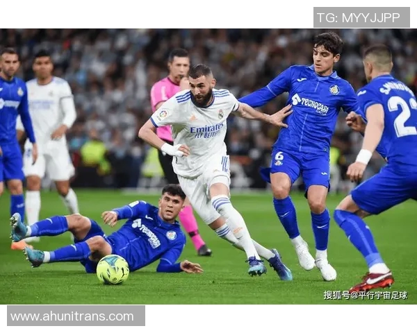 塞尔塔与西班牙人激战正酣比分揭晓引发球迷热议