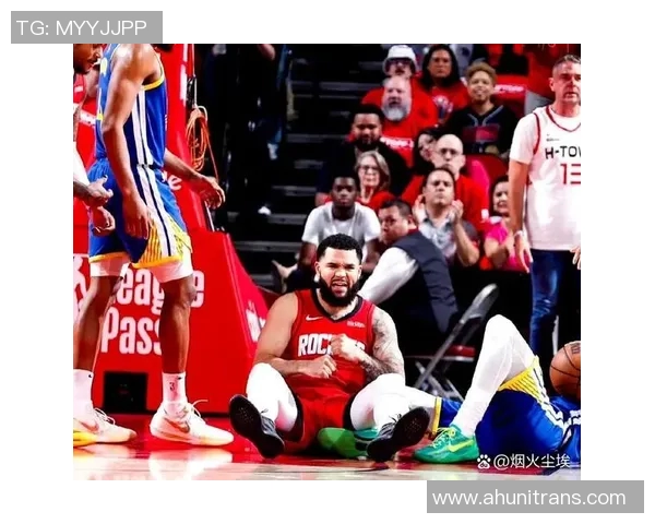 火箭队与勇士队激战第4场争夺季后赛关键胜利的精彩对决