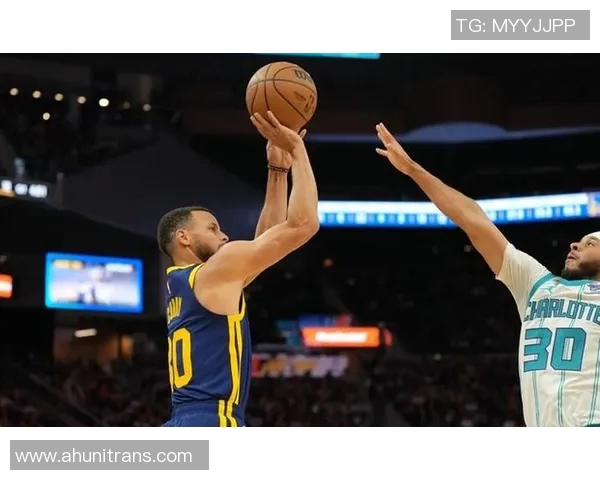 勇士与黄蜂激战正酣直播吧全程为您呈现精彩赛事瞬间