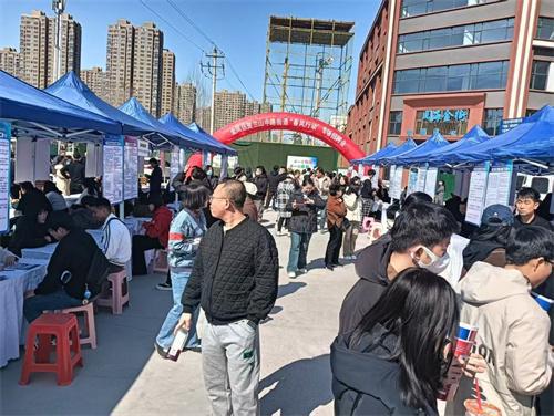 Bwin必赢官网宁夏银川市西湖社区：培训+招聘会促居民就业(图6)