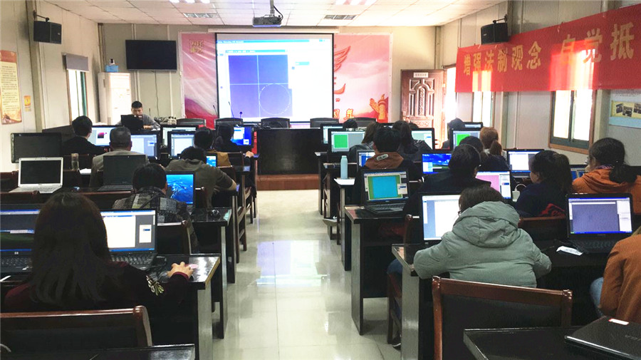 Bwin必赢下载河南社旗：技能培训撬动“双赢局”