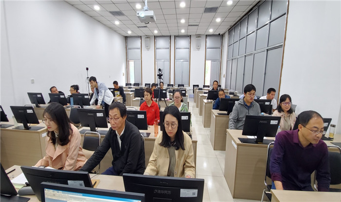 山地Bwin必赢入口苹果实用技术培训