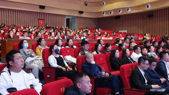 银川市总工Bwin必赢APP会举办AI赋能产业升级智能应用培训(图1)