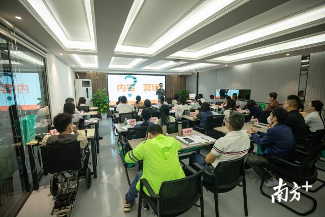学术培训推荐：学说平台清华大学孵化的专业学术先锋