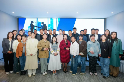 河南省电工技术学会电力新能源专业委Bwin必赢平台员会成功举办商务礼仪专题培训(图5)