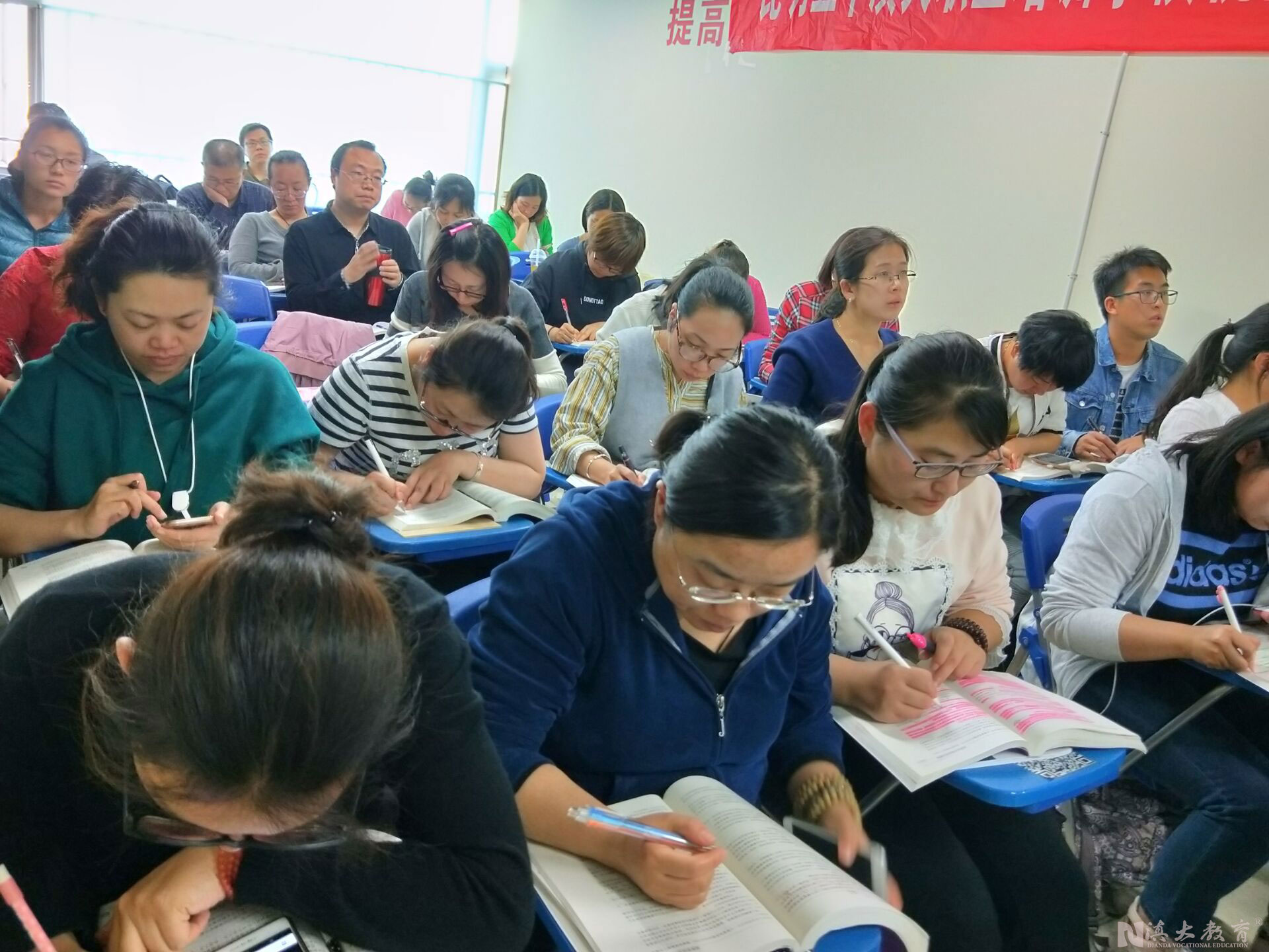 【“百Bwin必赢平台日练兵奋跃新程”培训】4月10日文化人才专业技能培训即将开始