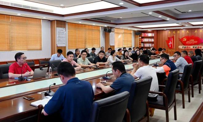 深圳职业学校宝山技校开展“教学场景风险防控”专题培训活动(图1)