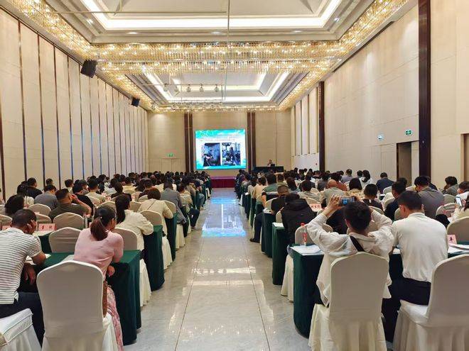 桃源县举办中小学食堂后勤管理人员专题培训(图2)